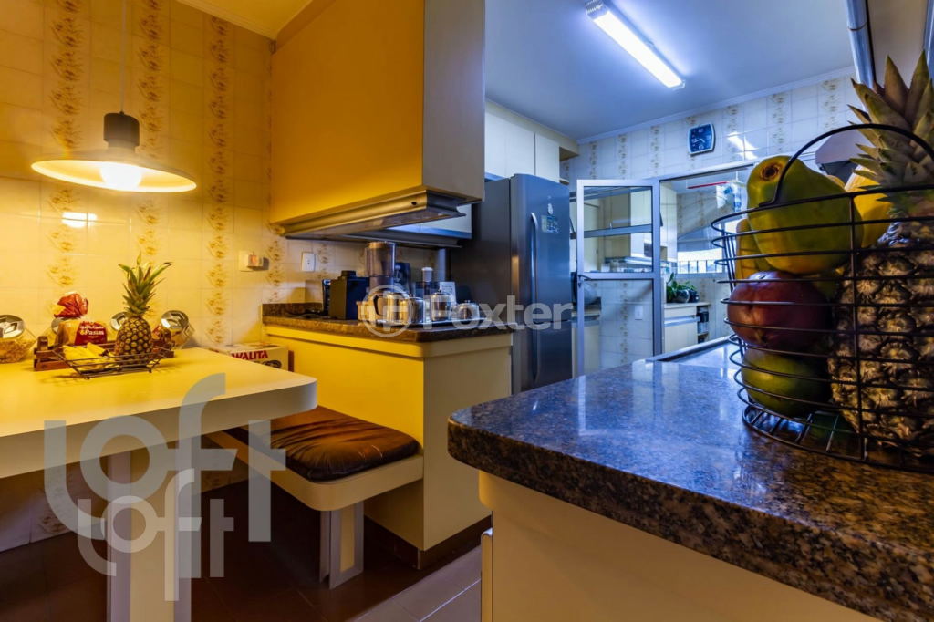 Apartamento à venda com 4 quartos, 206m² - Foto 10