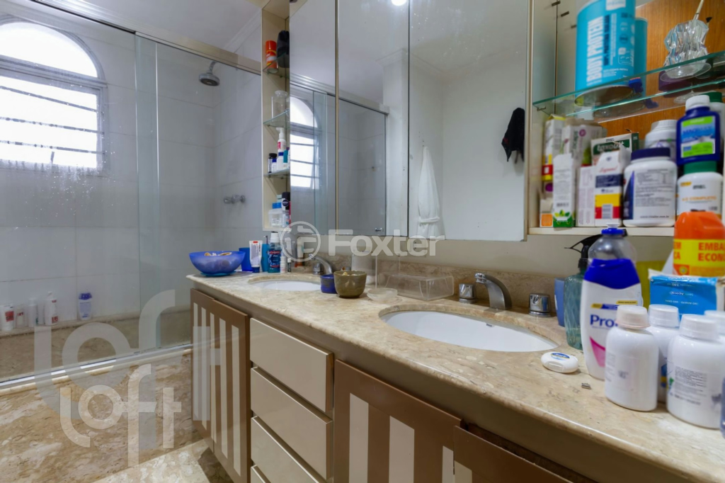 Apartamento à venda com 4 quartos, 206m² - Foto 3