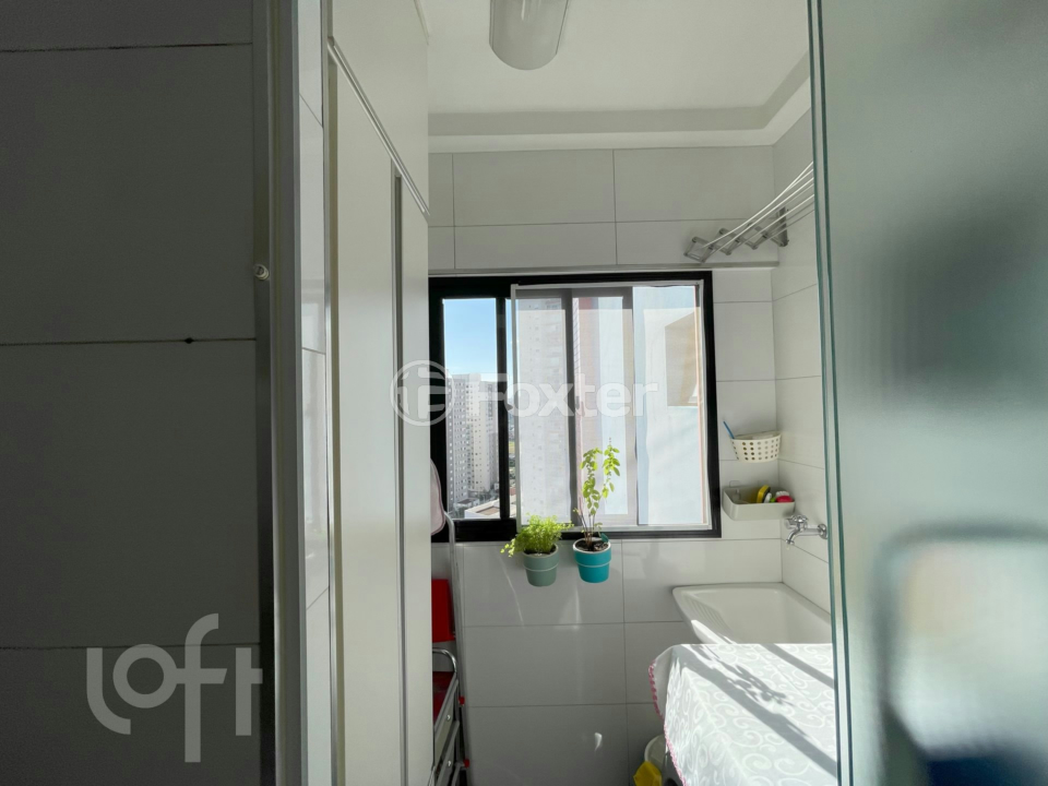 Apartamento à venda com 3 quartos, 70m² - Foto 4