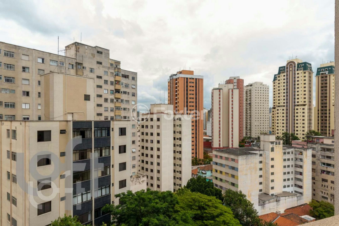 Apartamento à venda com 3 quartos, 90m² - Foto 17