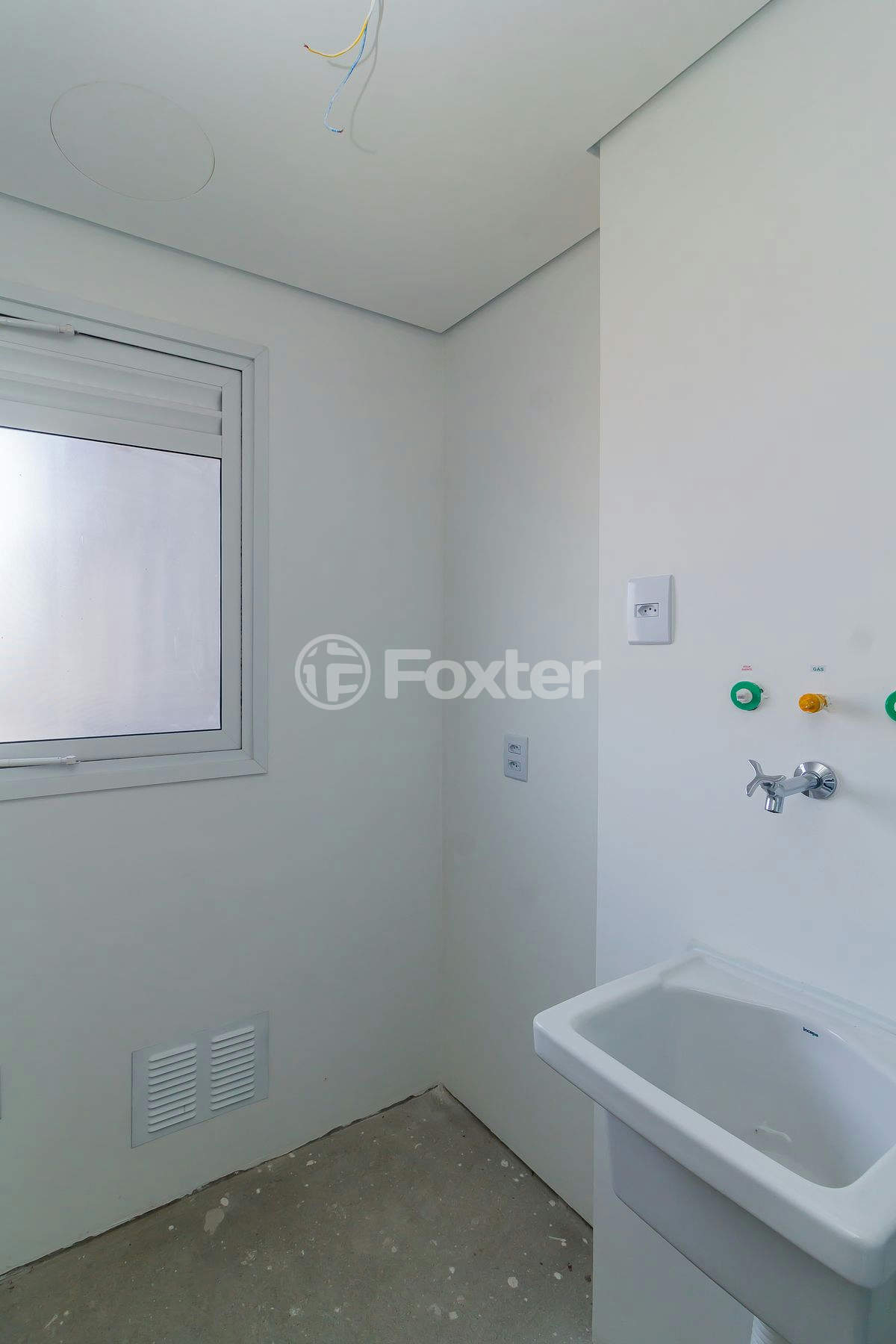 Apartamento à venda com 1 quarto, 42m² - Foto 8