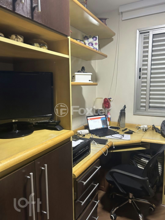 Apartamento à venda com 3 quartos, 75m² - Foto 9