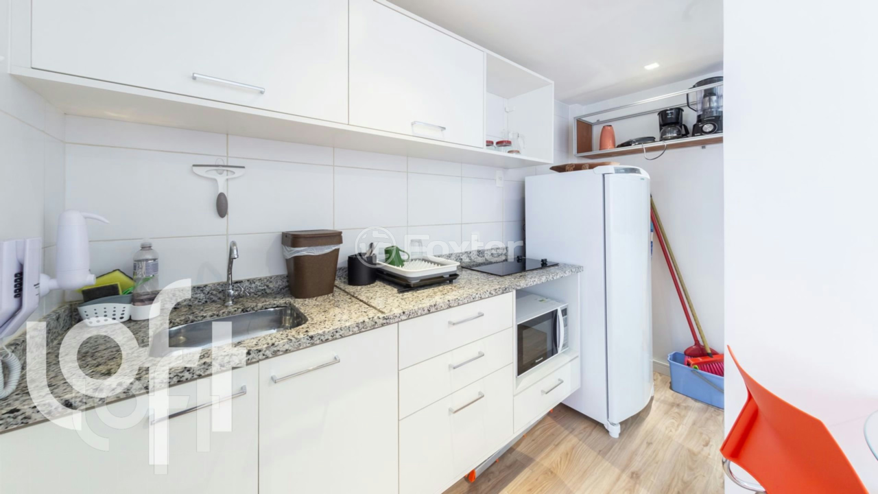 Kitnet e Studio à venda com 1 quarto, 31m² - Foto 18