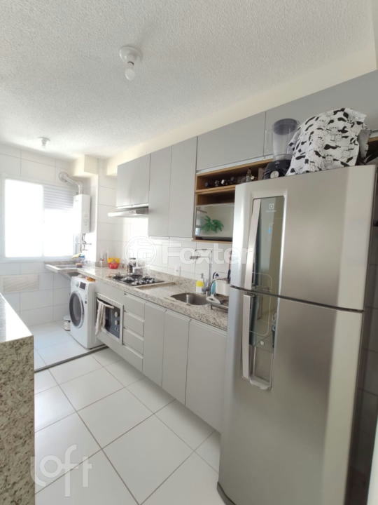 Apartamento à venda com 2 quartos, 40m² - Foto 13