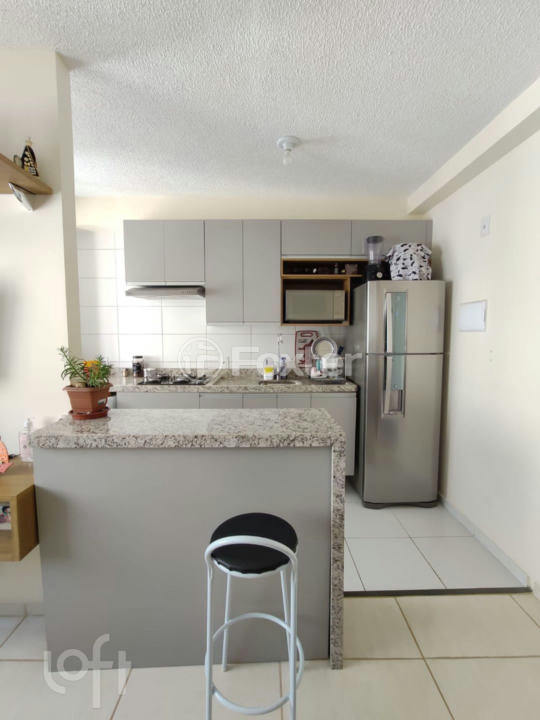 Apartamento à venda com 2 quartos, 40m² - Foto 14