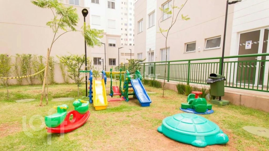Apartamento à venda com 2 quartos, 40m² - Foto 10
