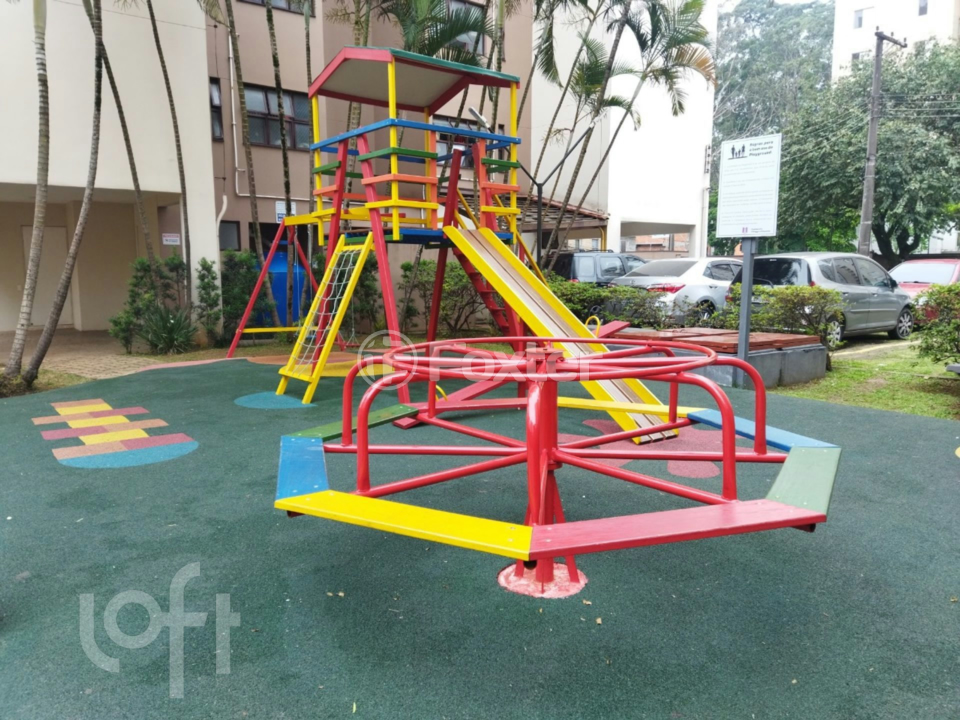 Apartamento à venda com 1 quarto, 53m² - Foto 32