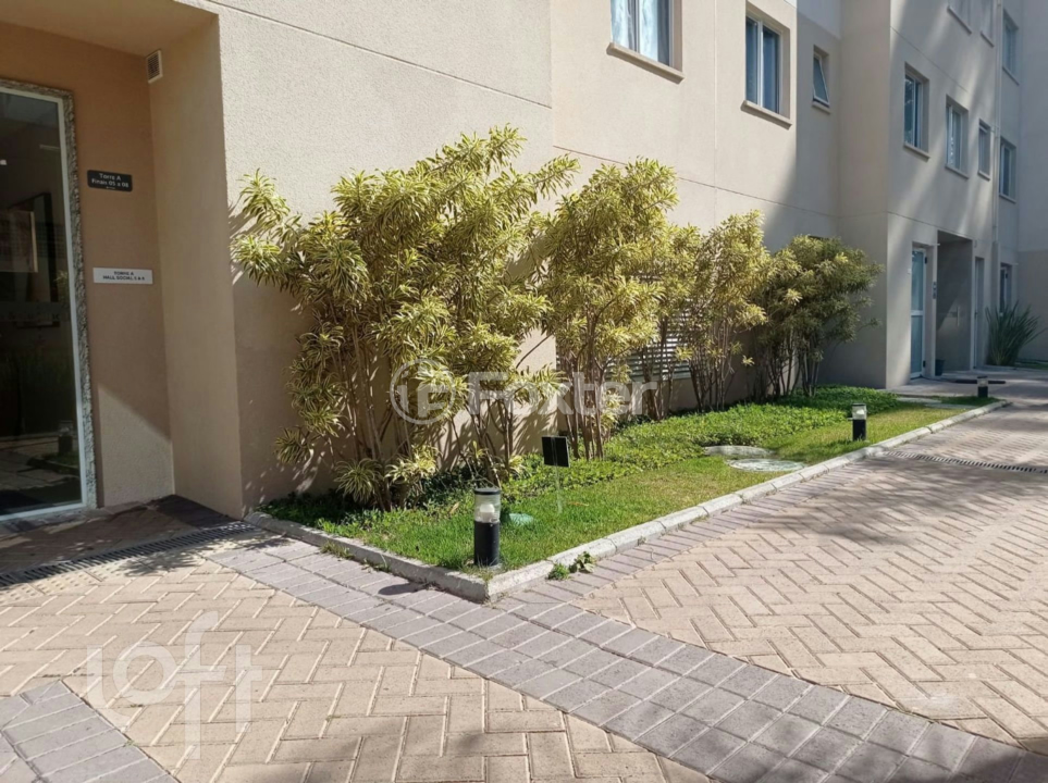 Apartamento à venda com 2 quartos, 43m² - Foto 5