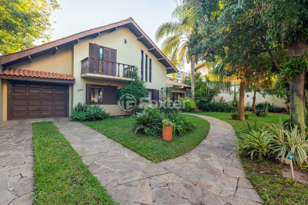 Casa à venda com 5 quartos, 223m² - Foto 1
