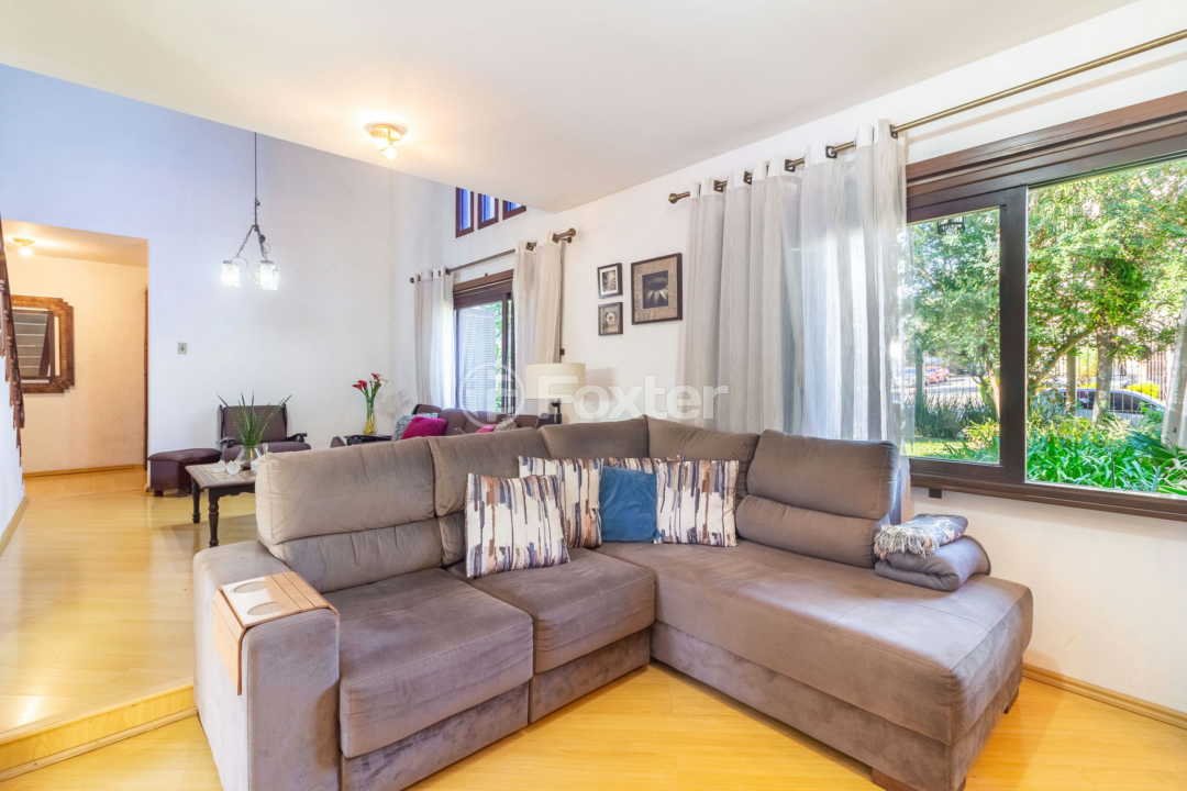 Casa à venda com 5 quartos, 223m² - Foto 9