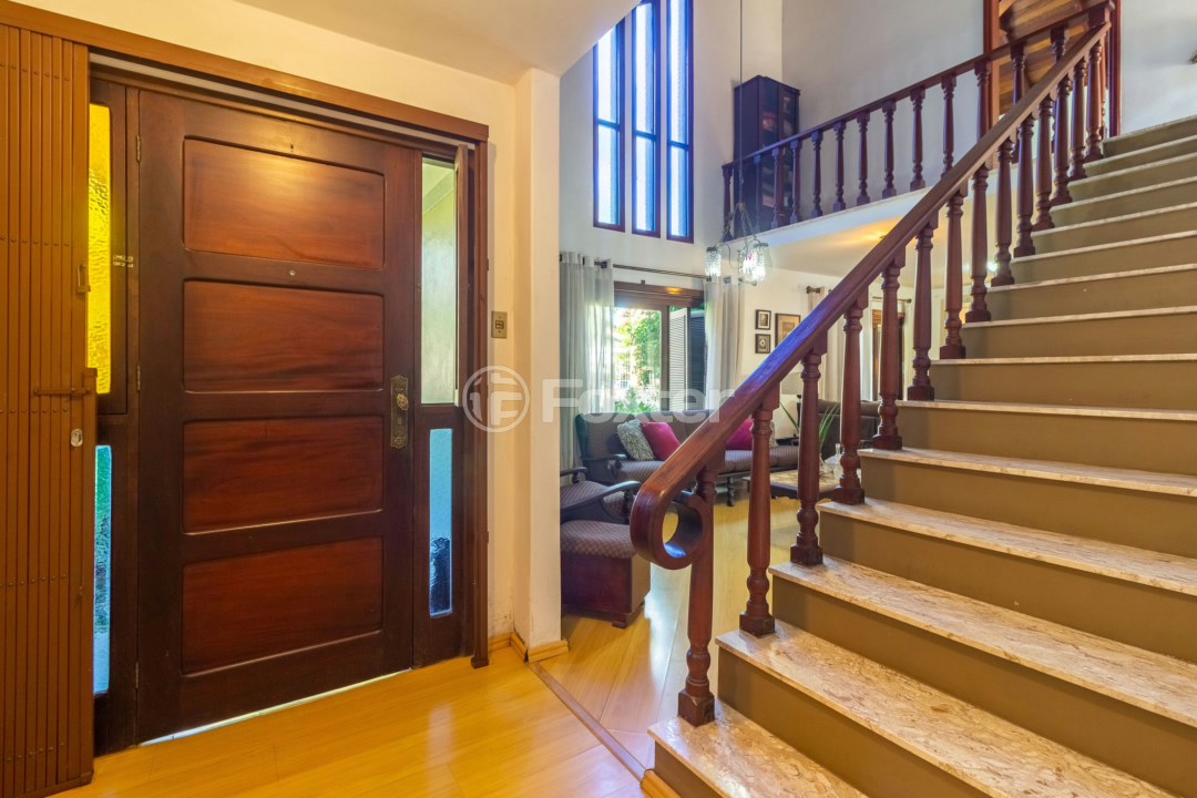 Casa à venda com 5 quartos, 223m² - Foto 11