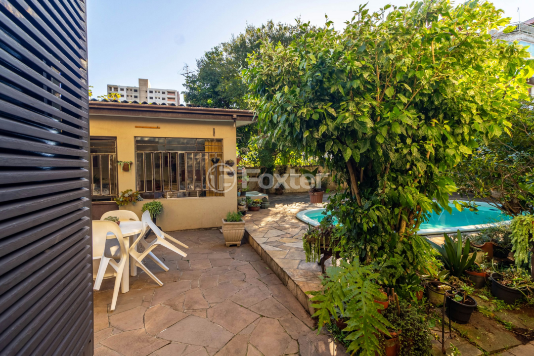 Casa à venda com 5 quartos, 223m² - Foto 30