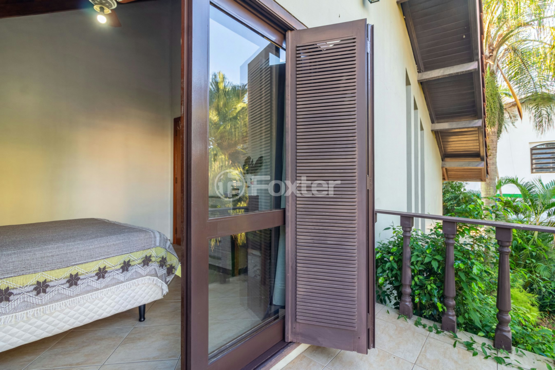 Casa à venda com 5 quartos, 223m² - Foto 35