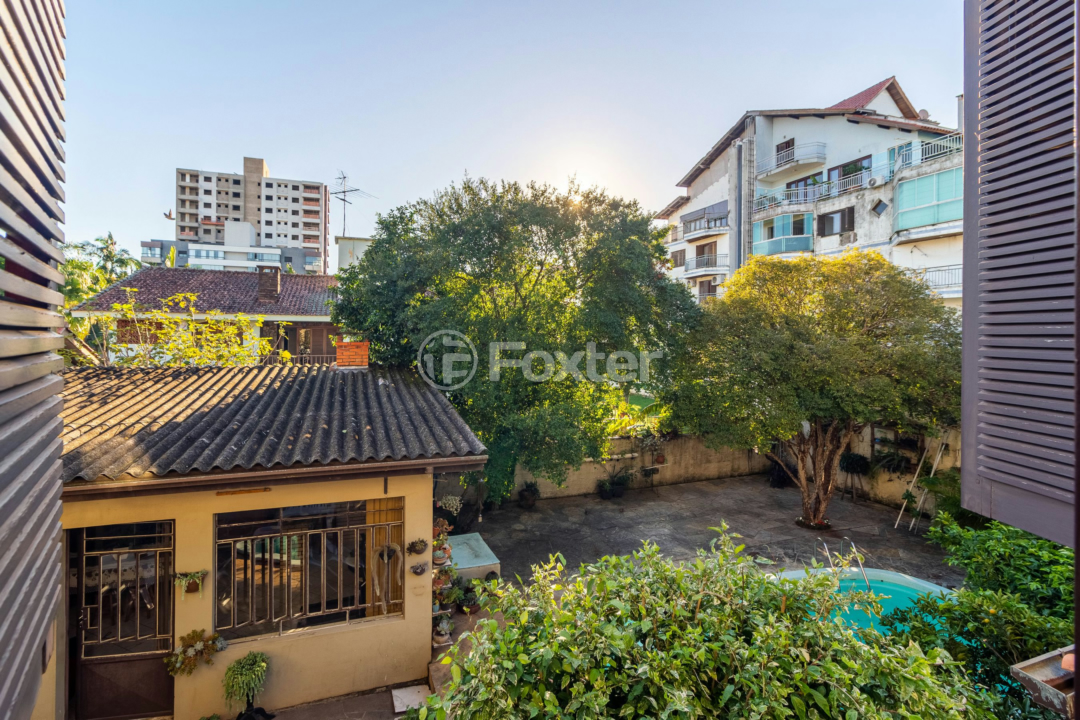 Casa à venda com 5 quartos, 223m² - Foto 42