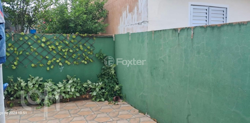 Casa à venda com 2 quartos, 49m² - Foto 2