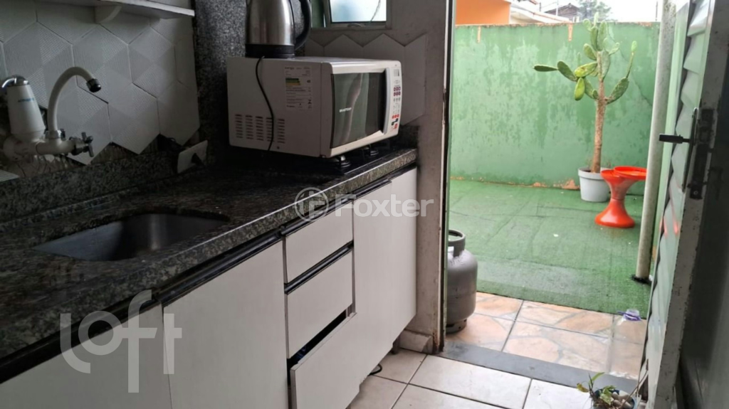 Casa à venda com 2 quartos, 49m² - Foto 13