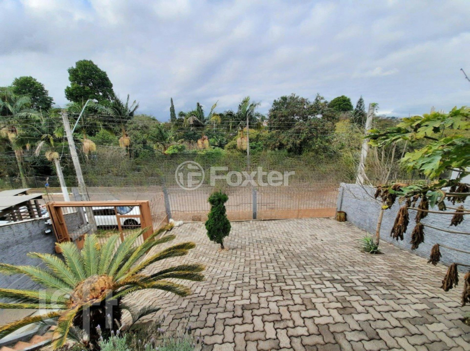 Casa à venda com 2 quartos, 130m² - Foto 1
