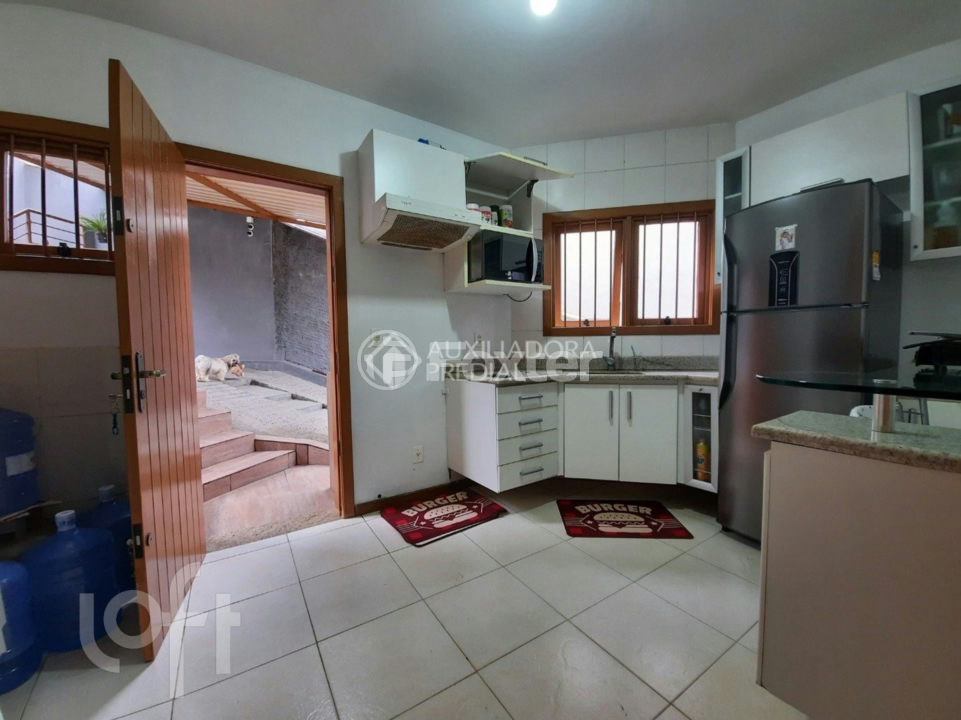 Casa à venda com 2 quartos, 130m² - Foto 12