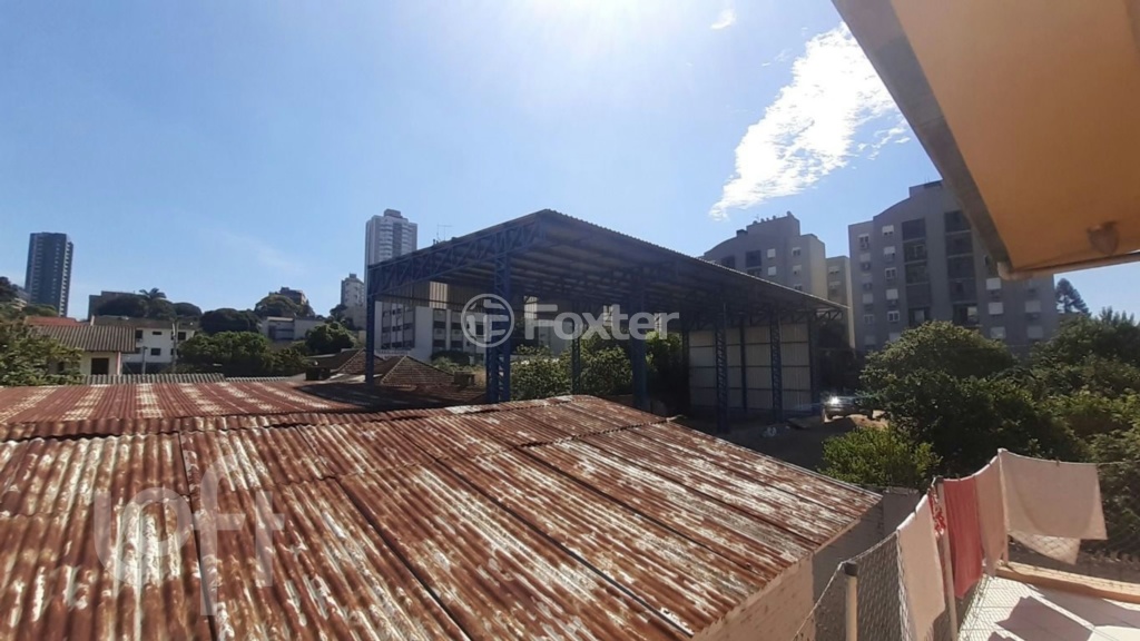 Casa à venda com 3 quartos, 357m² - Foto 26