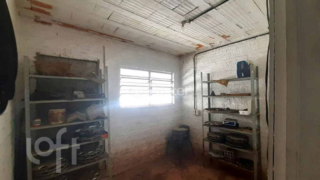 Casa à venda com 3 quartos, 357m² - Foto 4