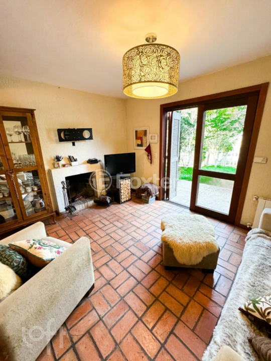 Casa à venda com 3 quartos, 108m² - Foto 9