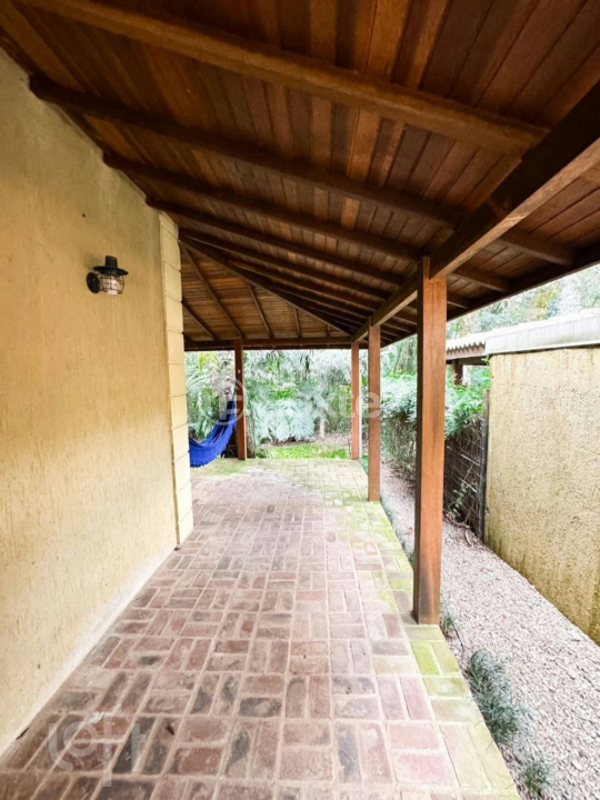 Casa à venda com 3 quartos, 108m² - Foto 27
