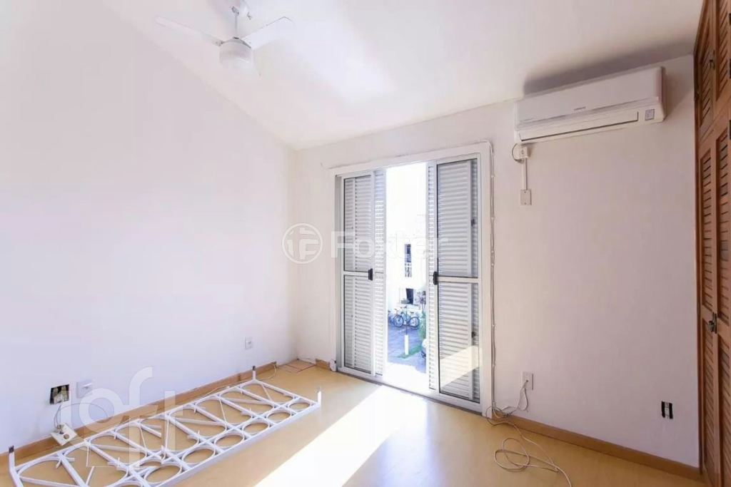 Casa de Condomínio à venda com 2 quartos, 79m² - Foto 8