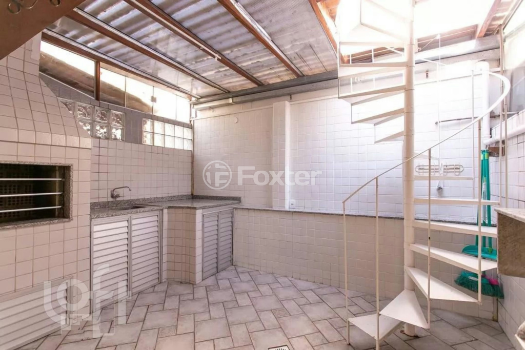 Casa de Condomínio à venda com 2 quartos, 79m² - Foto 17