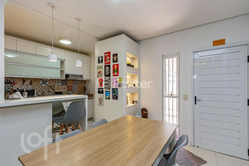 Casa à venda com 2 quartos, 81m² - Foto 9