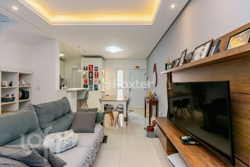 Casa à venda com 2 quartos, 81m² - Foto 5