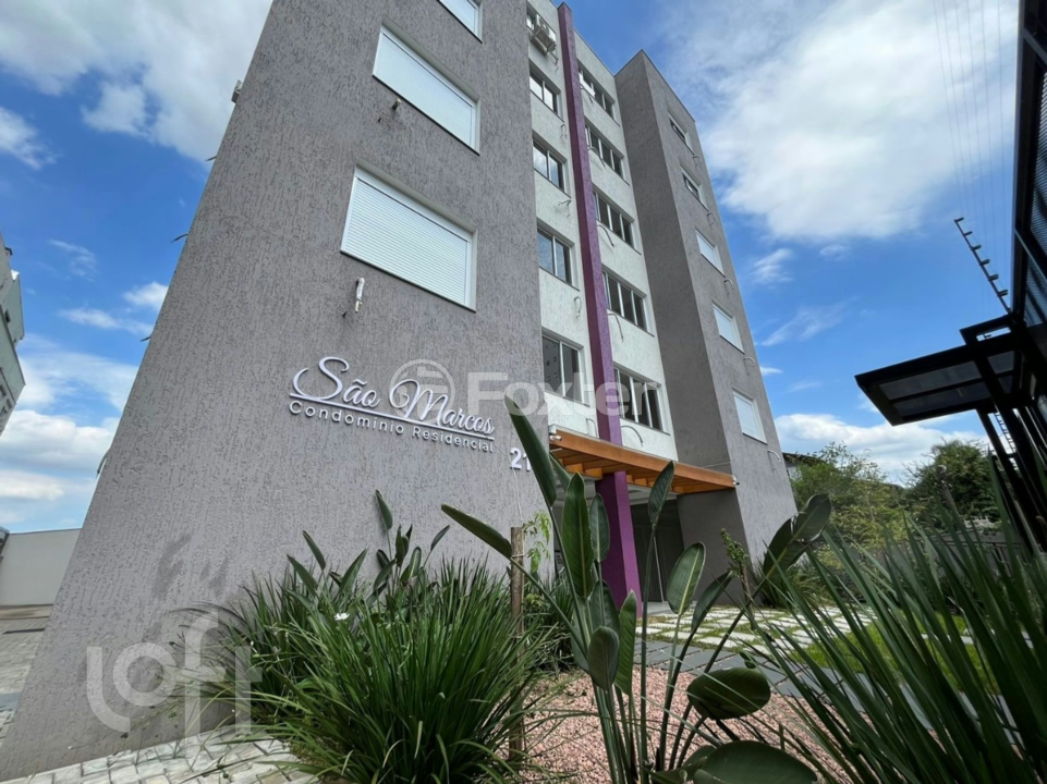 Apartamento à venda com 2 quartos, 71m² - Foto 4