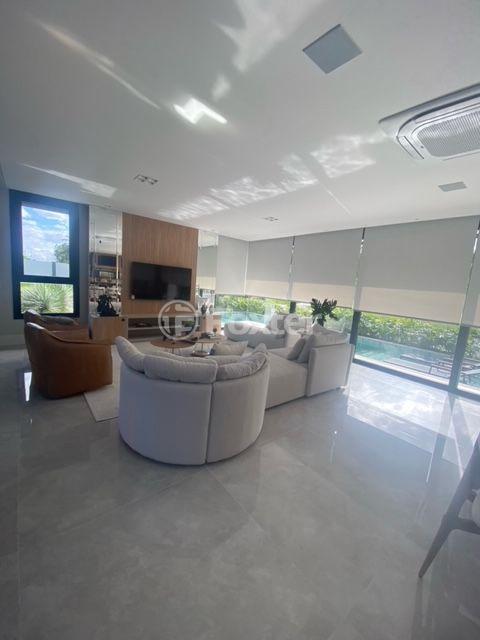 Casa de Condomínio à venda com 6 quartos, 589m² - Foto 34