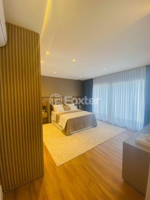 Casa de Condomínio à venda com 6 quartos, 589m² - Foto 32