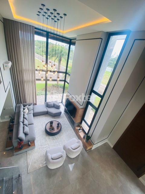 Casa de Condomínio à venda com 6 quartos, 589m² - Foto 23