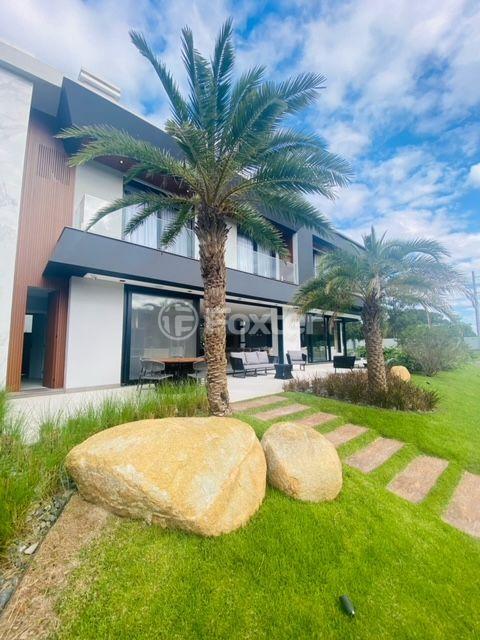 Casa de Condomínio à venda com 6 quartos, 589m² - Foto 1
