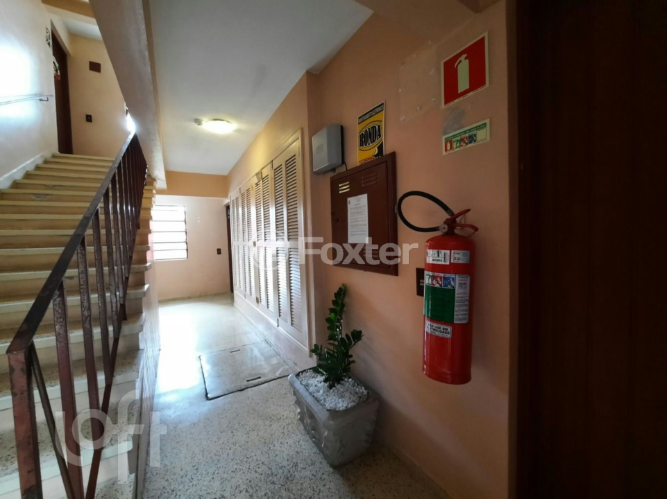 Apartamento à venda com 2 quartos, 55m² - Foto 30