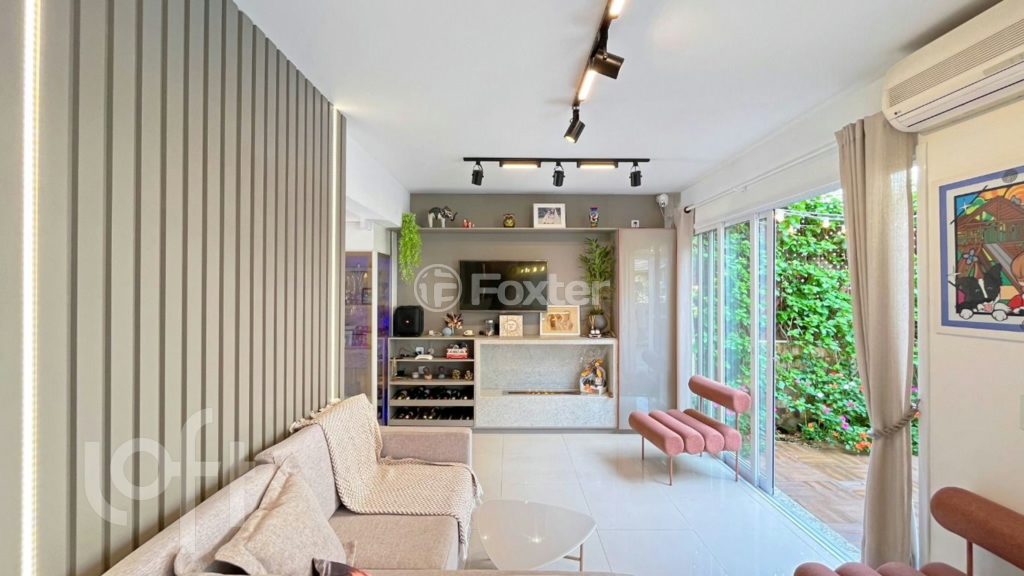Casa de Condomínio à venda com 3 quartos, 177m² - Foto 2