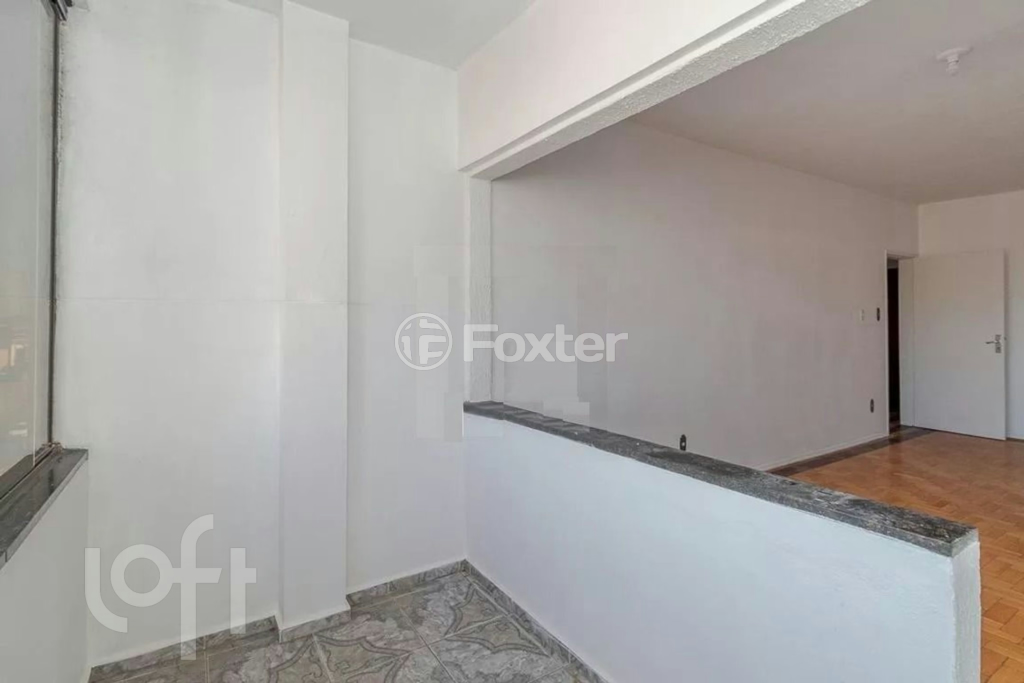 Apartamento à venda com 3 quartos, 142m² - Foto 3