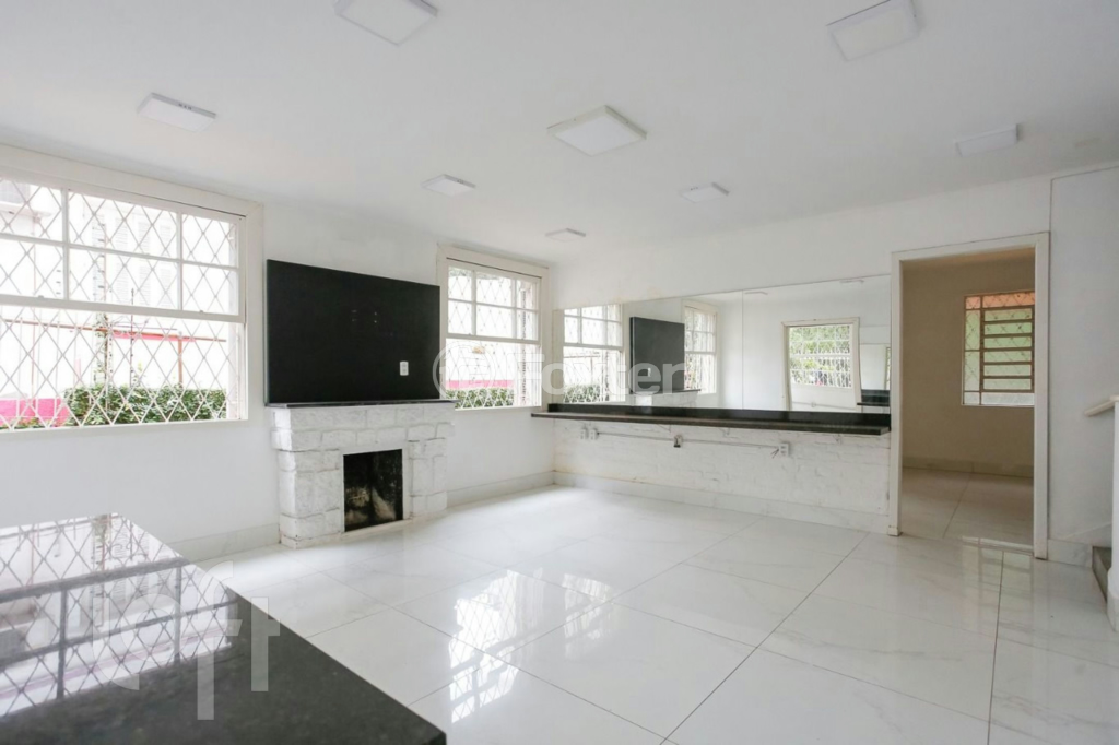 Casa à venda com 4 quartos, 360m² - Foto 57