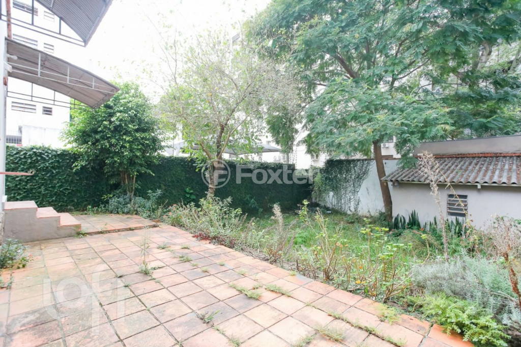 Casa à venda com 4 quartos, 360m² - Foto 44