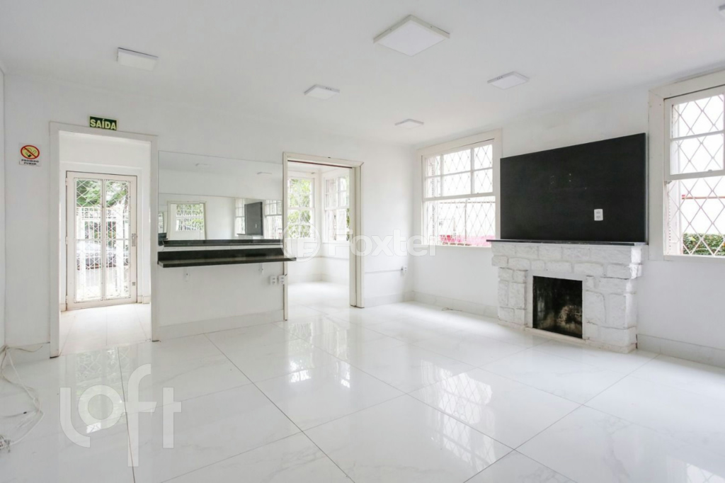 Casa à venda com 4 quartos, 360m² - Foto 2