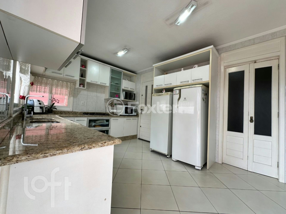 Casa à venda com 4 quartos, 178m² - Foto 10