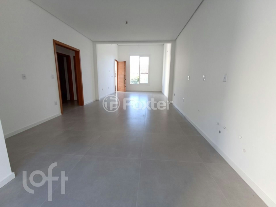 Casa à venda com 3 quartos, 140m² - Foto 2