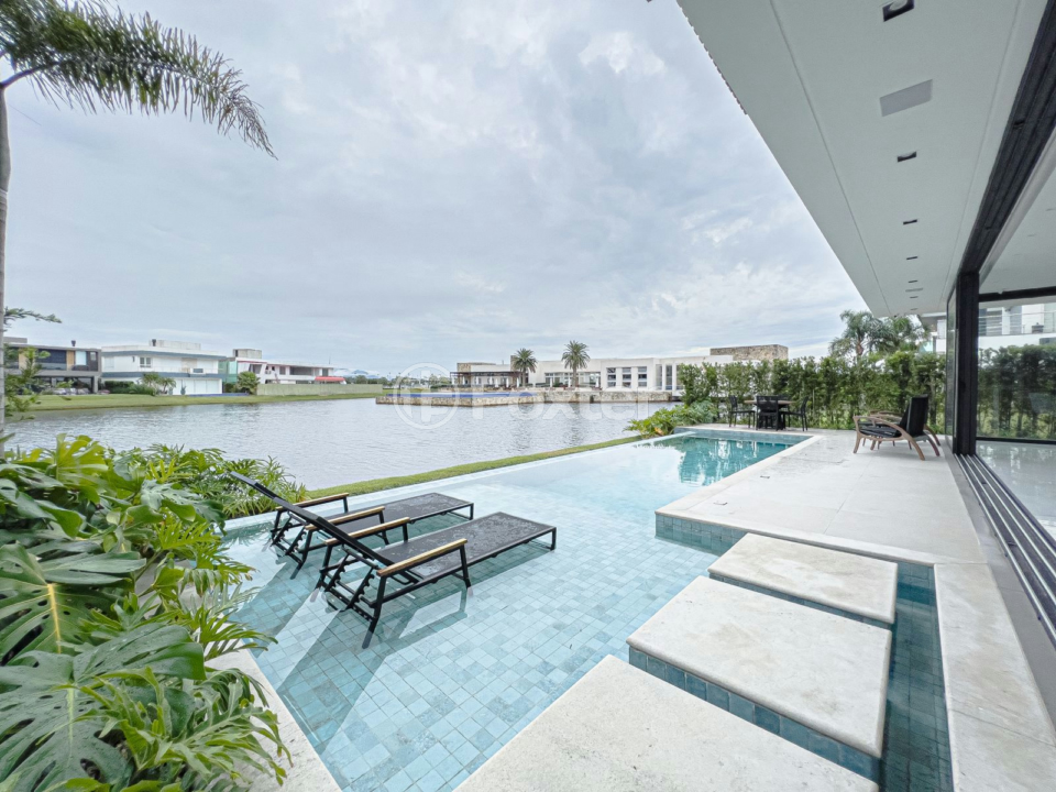 Casa de Condomínio à venda com 5 quartos, 426m² - Foto 6