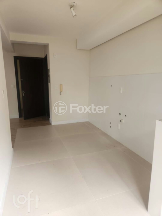 Apartamento à venda com 2 quartos, 71m² - Foto 4