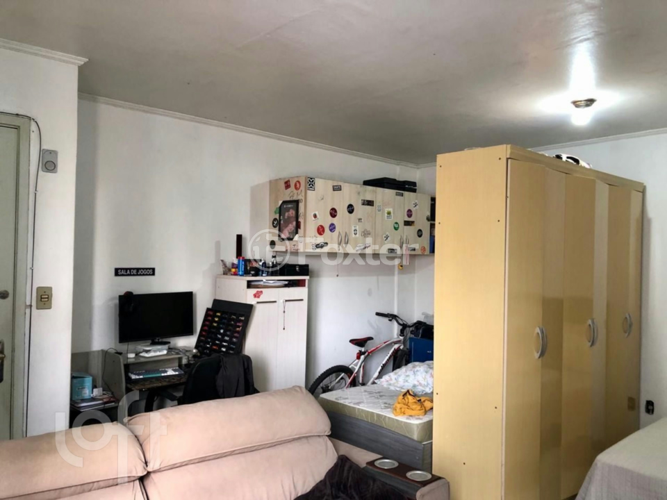 Apartamento à venda com 1 quarto, 37m² - Foto 11