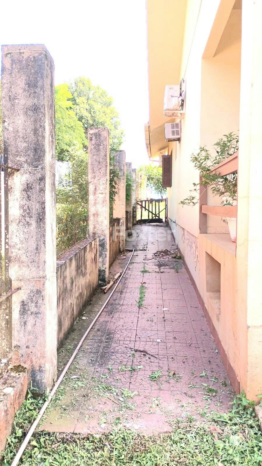Casa à venda com 3 quartos, 240m² - Foto 5