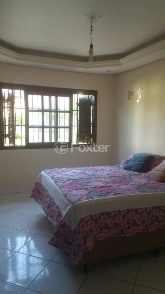 Casa à venda com 2 quartos, 135m² - Foto 4