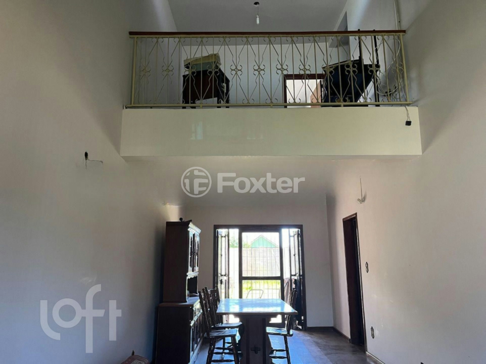 Casa à venda com 4 quartos, 165m² - Foto 4