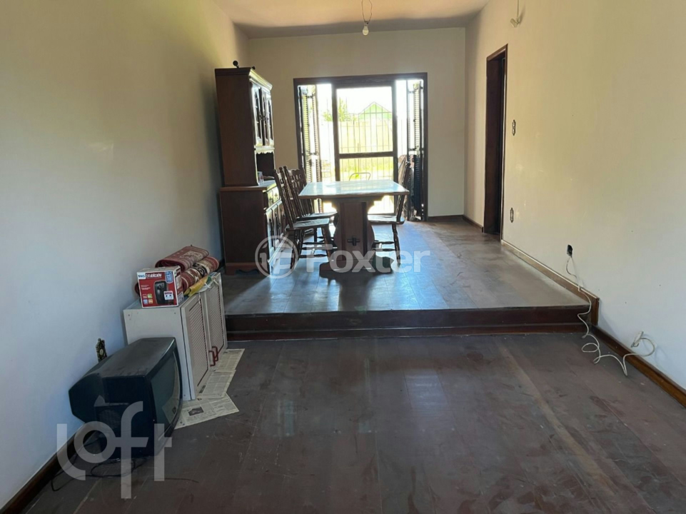 Casa à venda com 4 quartos, 165m² - Foto 3